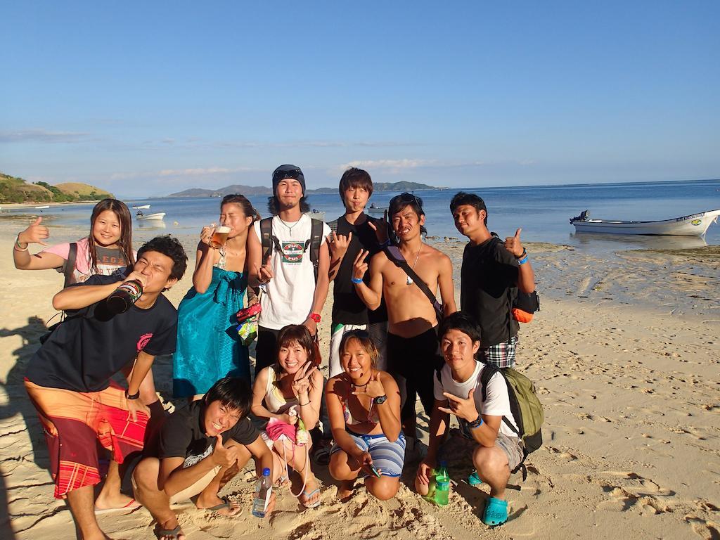 Ratu Kini Backpackers And Dive Resort Mana Island Exteriér fotografie