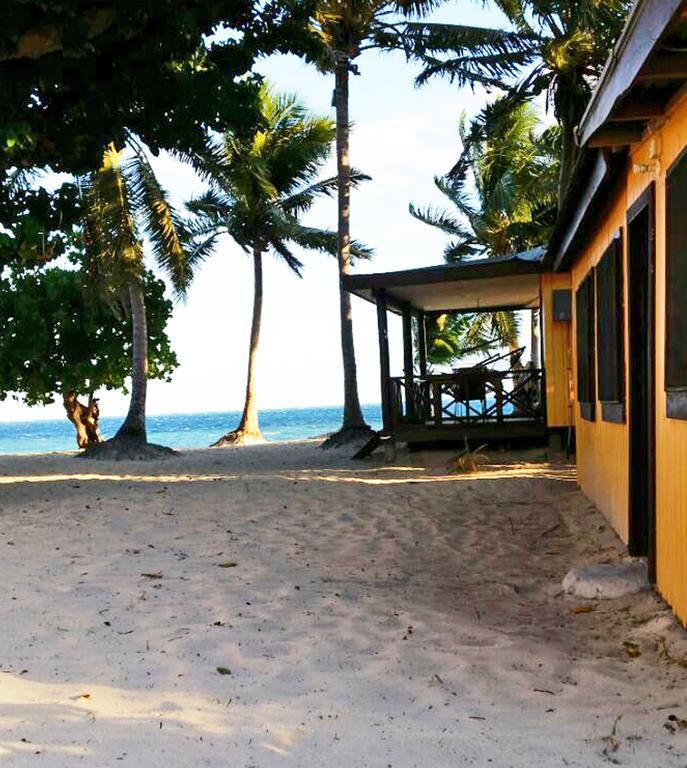 Ratu Kini Backpackers And Dive Resort Mana Island Exteriér fotografie