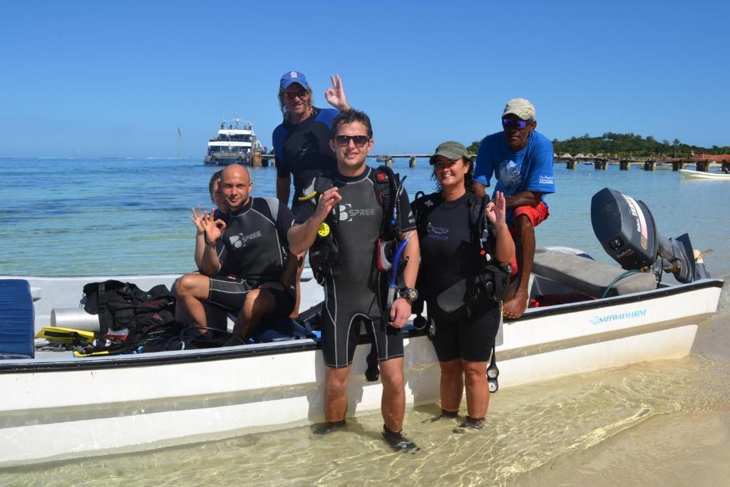 Ratu Kini Backpackers And Dive Resort Mana Island Exteriér fotografie